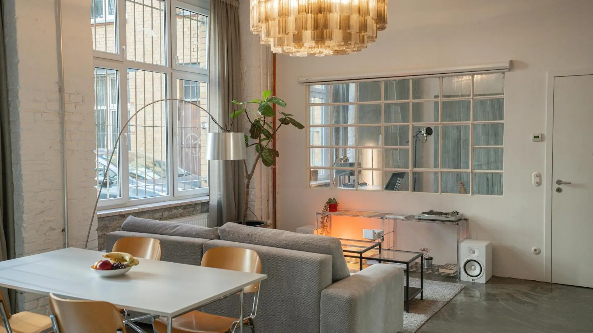 Design Loft Mit Musikstudio In Berlin Mitte